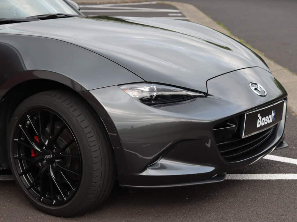 polissage lustrage carrosserie Mazda MX-5 clermont ferrand