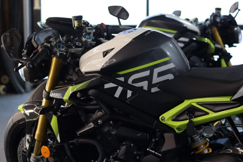 PPF-Triumph765StreetTripleMoto2-6+principale
