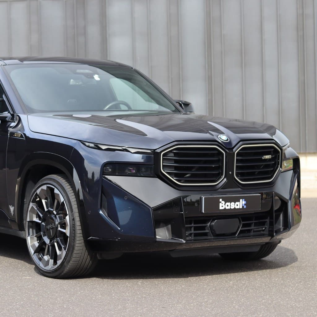 BMW XM – Rénovation et protection de carrosserie
