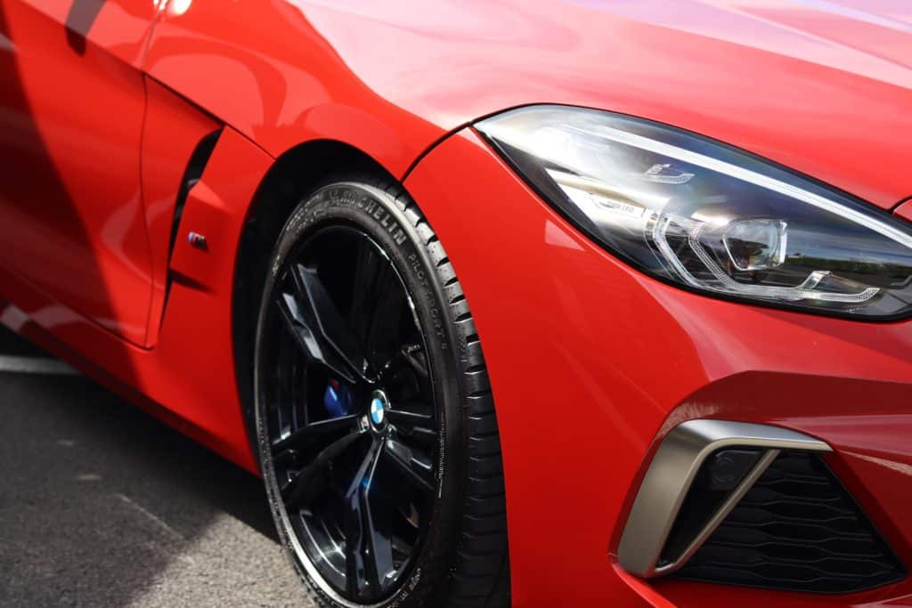 BMW Z4 M40i, polissage et traitement céramique chez Basalt Experience à Clermont-Ferrand (photo 4)