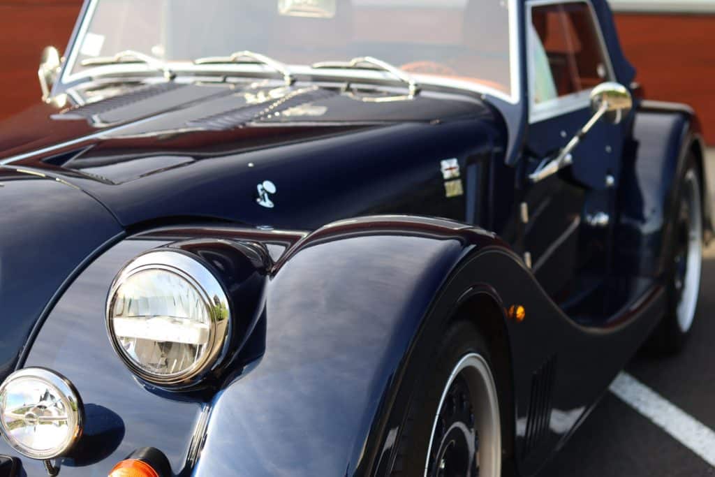 Morgan Plus Six, polissage et traitement céramique chez Basalt Experience à Clermont-Ferrand (photo 4)
