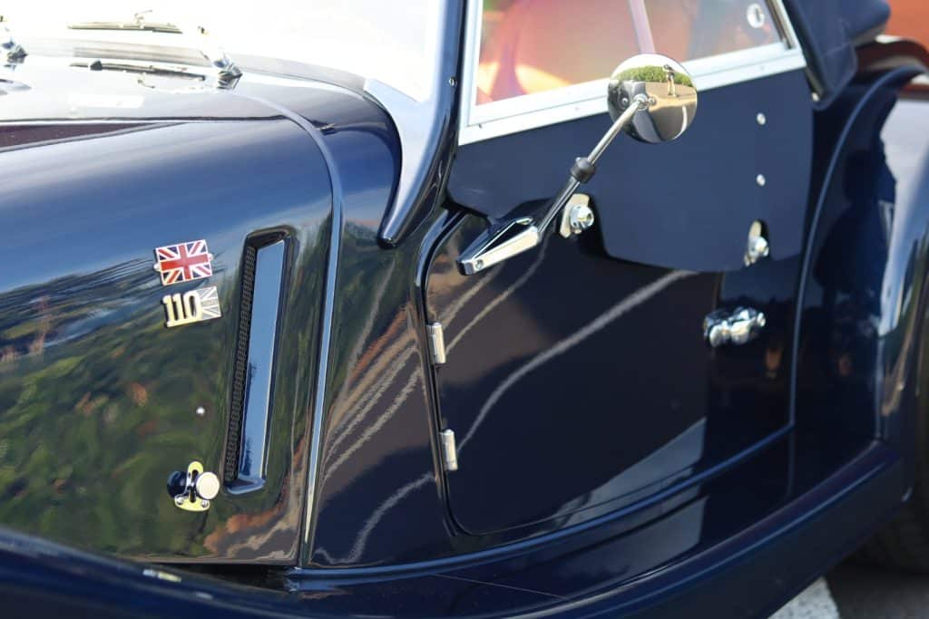 Morgan Plus Six, polissage et traitement céramique chez Basalt Experience à Clermont-Ferrand (photo 7)