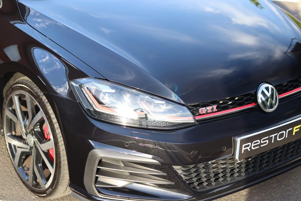 Volkswagen Golf GTI, rénovation RestorFX et traitement céramique chez Basalt Experience à Clermont-Ferrand (photo 5)